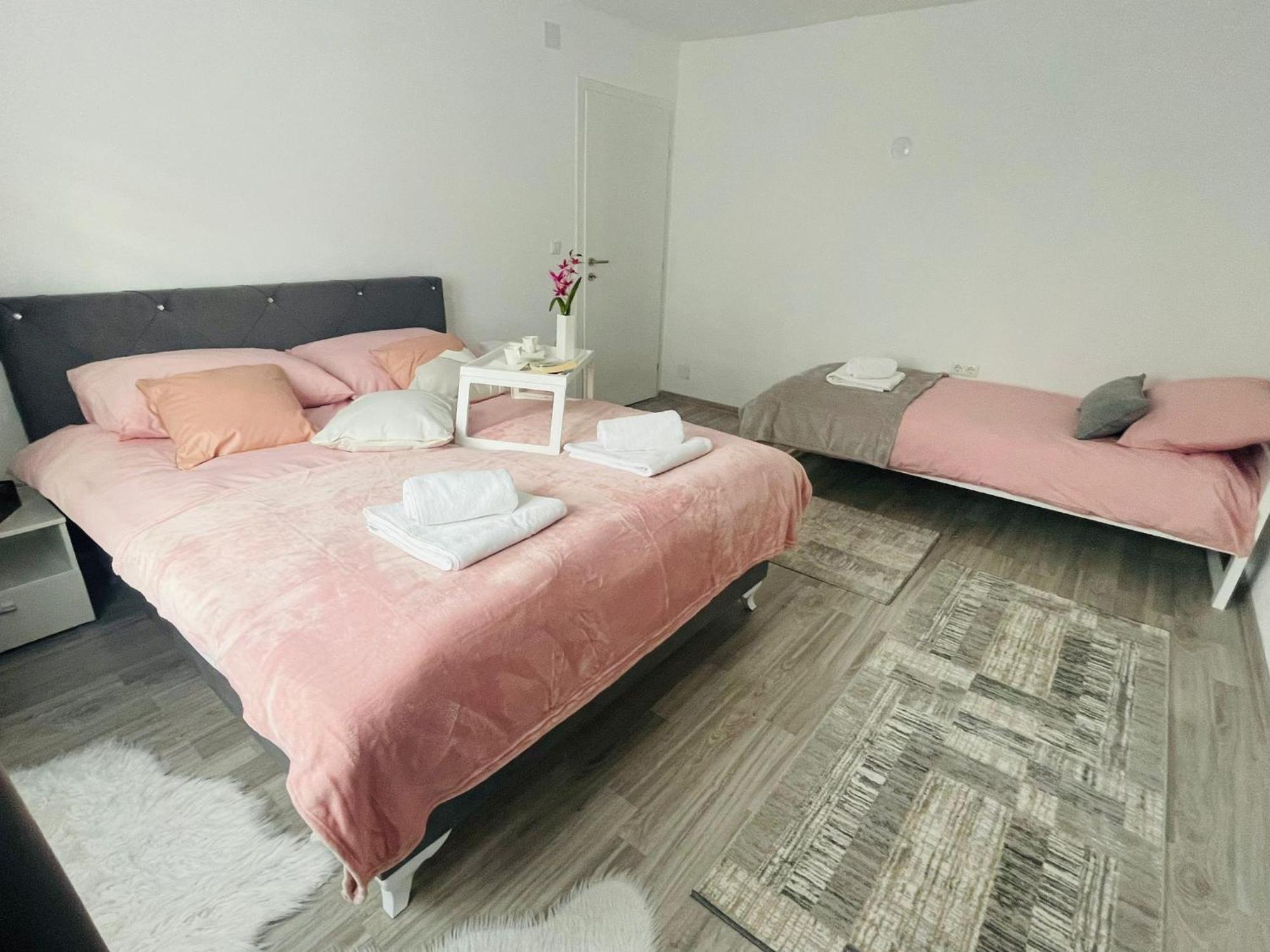 Apartment Zara Bihać Kültér fotó